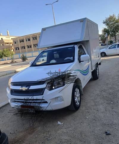 عربيه ربع نقل للايجار الشهري بالسائق