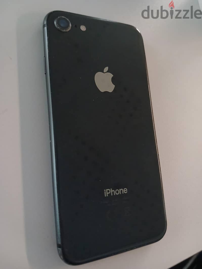 Apple - iPhone 8 4
