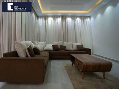 فيلا للبيع في هاسيندا باي الساحل الشمالي تشطيب مميز بالفرش