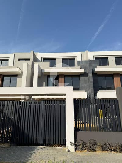 LAST CHANCE LUXURY VILLA FOR SALE PRIME VIEW IN PATIO TOWN WITH 5% DP