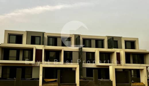 PRIME VILLA FOR SALE WITH ONLY 5% DP IN PATIO TOWN NEW CAIRO WITH LONGEST INST