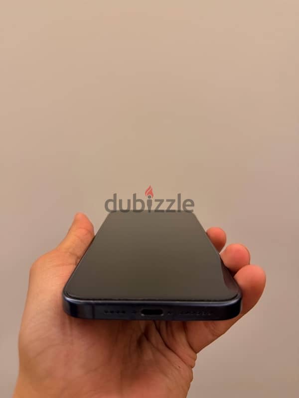 iphone 15pro max with cartoon 3
