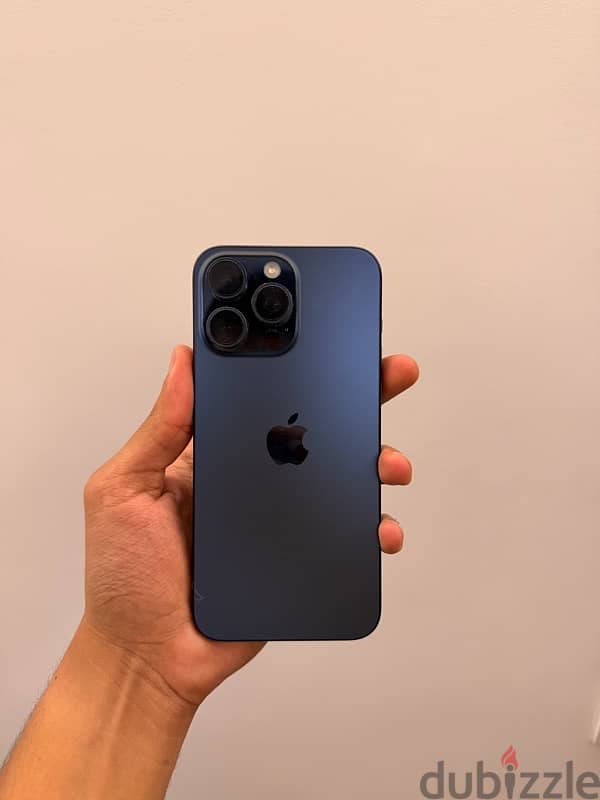 iphone 15pro max with cartoon 4