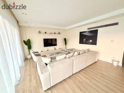 Luxury Penthouse for Rent Short Term Only Featuring 4 Master Bedrooms and Maid Room with Private Bathroom Luxury Penthouse for Rent Short Term Only Featuring 4 Master Bedrooms and Maid Room with Private Bathroom