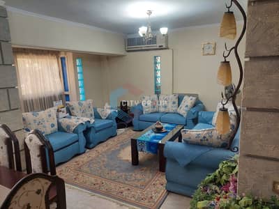 شقة سكنية للبيع بافضل لوكيشن فى المعادى الجديدة 135 متر