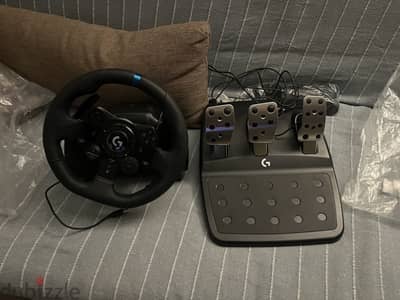 Logitech G923 steering wheel