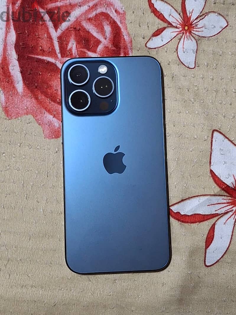 Apple - iPhone 15 Pro Max 2