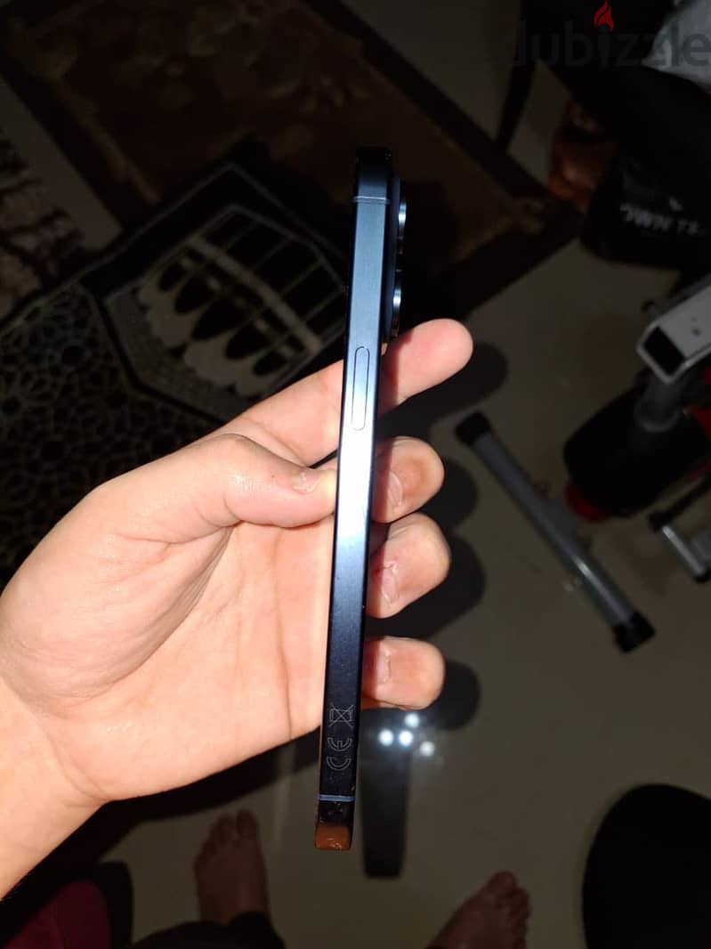 Apple - iPhone 15 Pro Max 4
