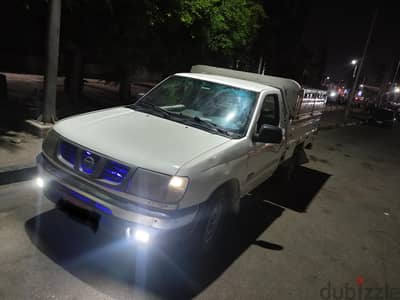 نيسان بيك أب 2008