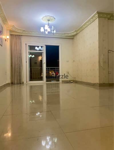شقه للإيجار في مدينتي  مميزة في المرحلة B7