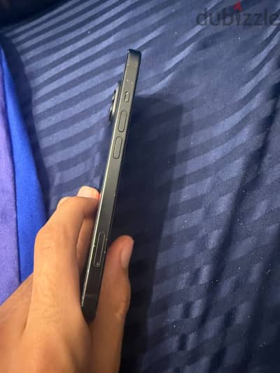Apple - iPhone 15