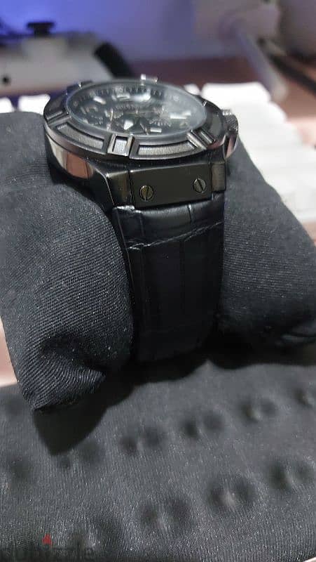 guess rigor analog black dial 7