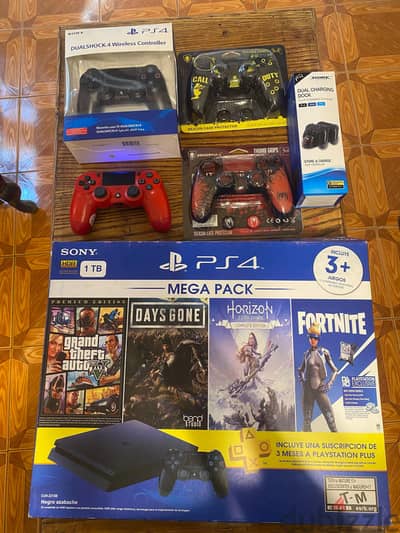 اثنين Playstation 4 slim