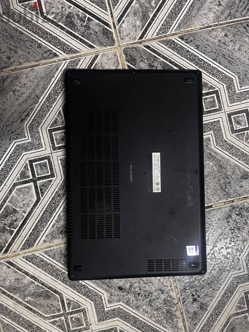 Dell Latitude 5580 3