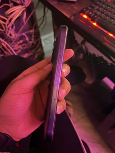 آبل - آيفون 15 برو