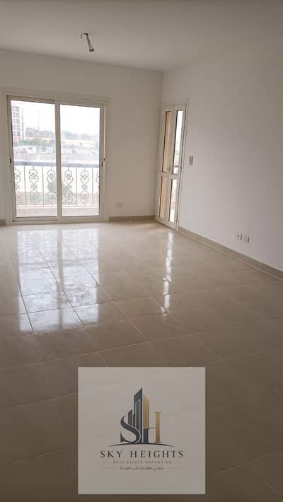Unfurnished 3-bedroom apartment for rent in Al Rehab City