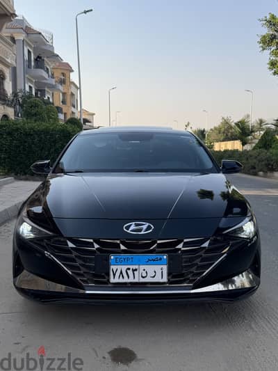 Hyundai Elantra 2021