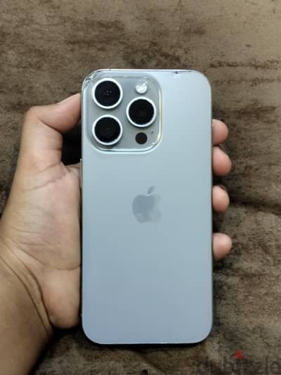 آبل - آيفون 15 برو