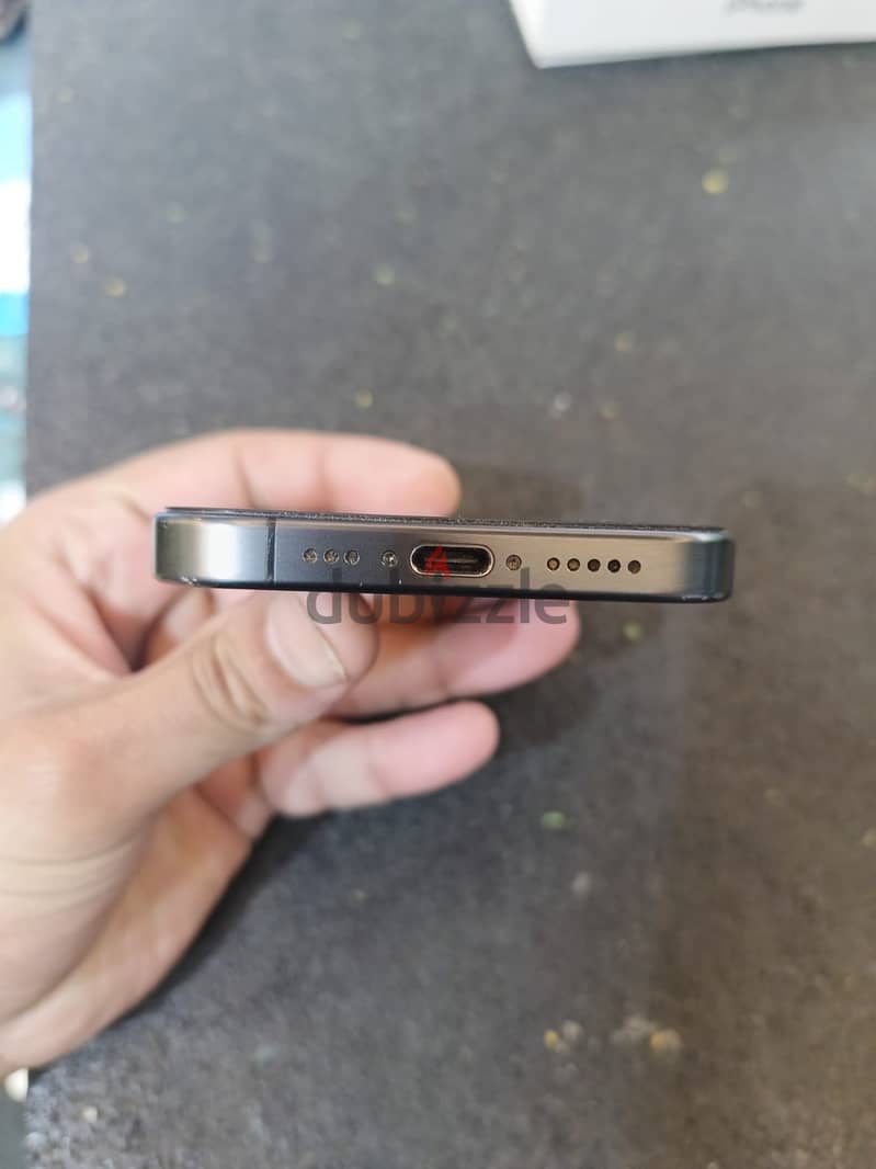 Apple - iPhone 15 Pro 9