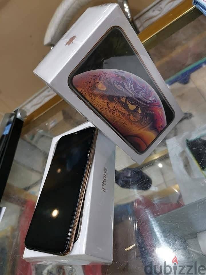 Apple - iPhone XS Max 1
