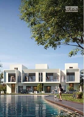 تاون هاوس 4 غرف كورنر مميز للبيع مع waterway مقدم 10% قسط علي 9 سنوات