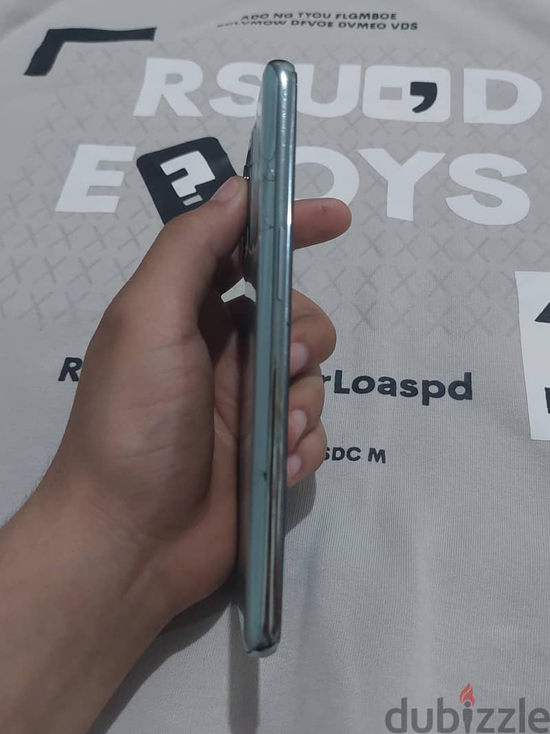 One Plus 10T 1
