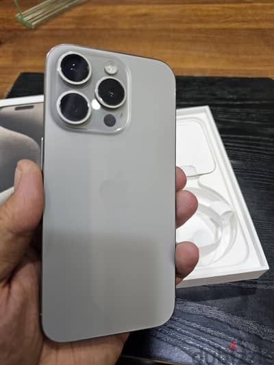 Apple - iPhone 15 Pro معفي ضريبة