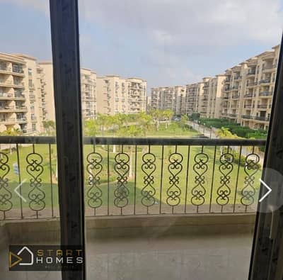 For lovers of spacious layouts: a unit featuring a distinctive, wide garden view and complete privacy (unoverlooked). The owner is highly motivated to