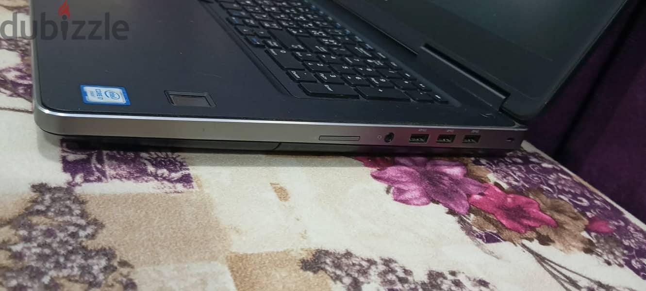 dell 7710 1