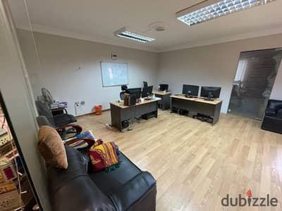 Apartment for sale in Heliopolis, Golf Land, 250 meters, 3 rooms, 2 bathrooms, 3 reception areas, fourth floor, 2 elevators, security, buildings 98