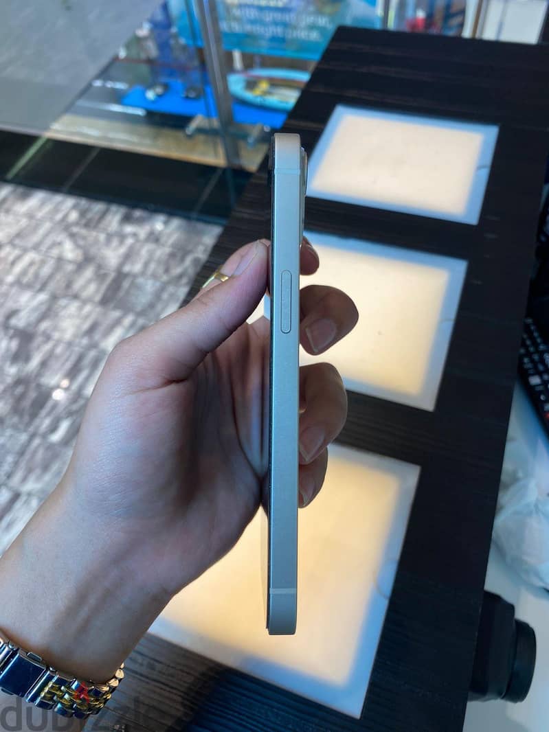 Apple - iPhone 13 3