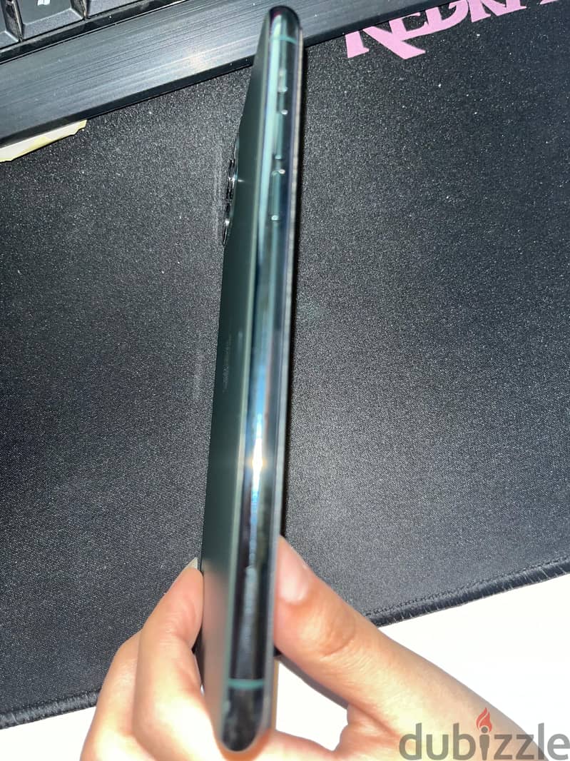 Apple - iPhone 11 Pro Max 1