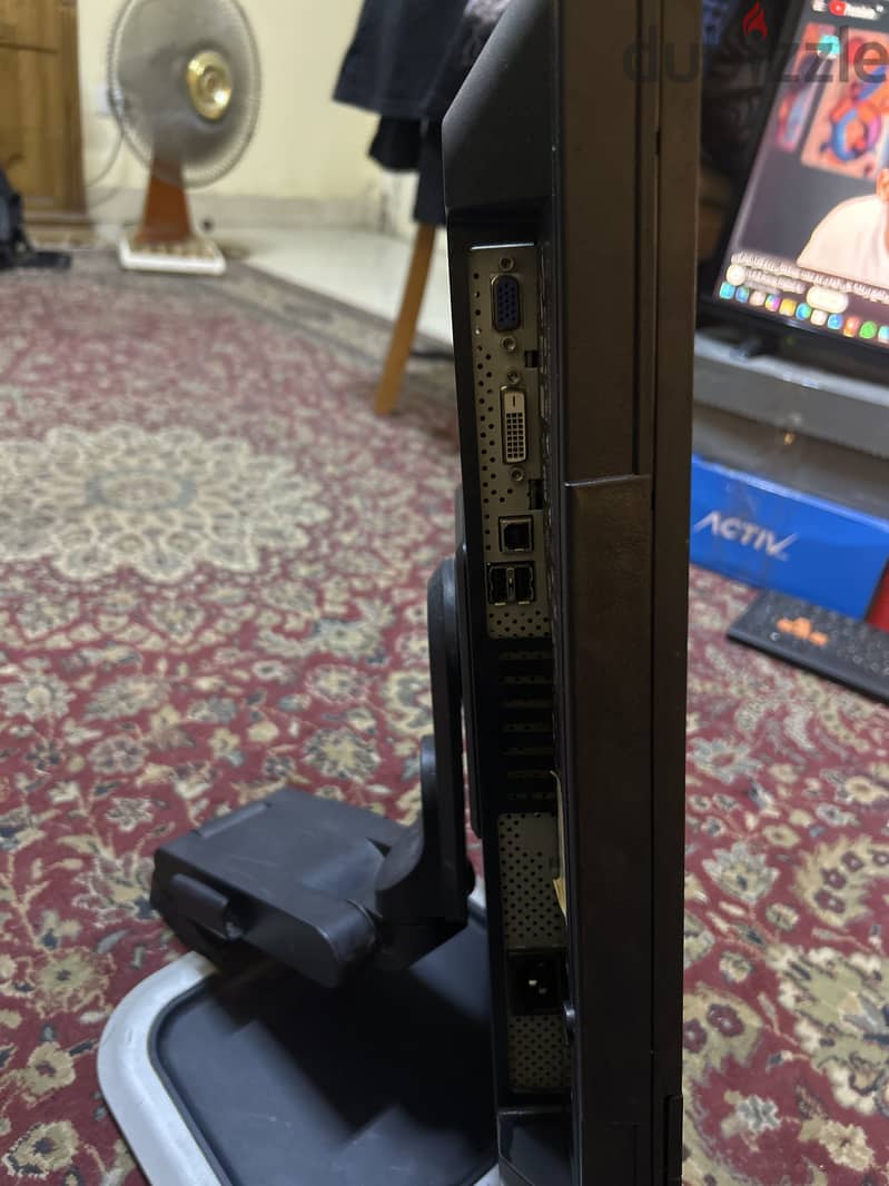 HP L2245wg 2