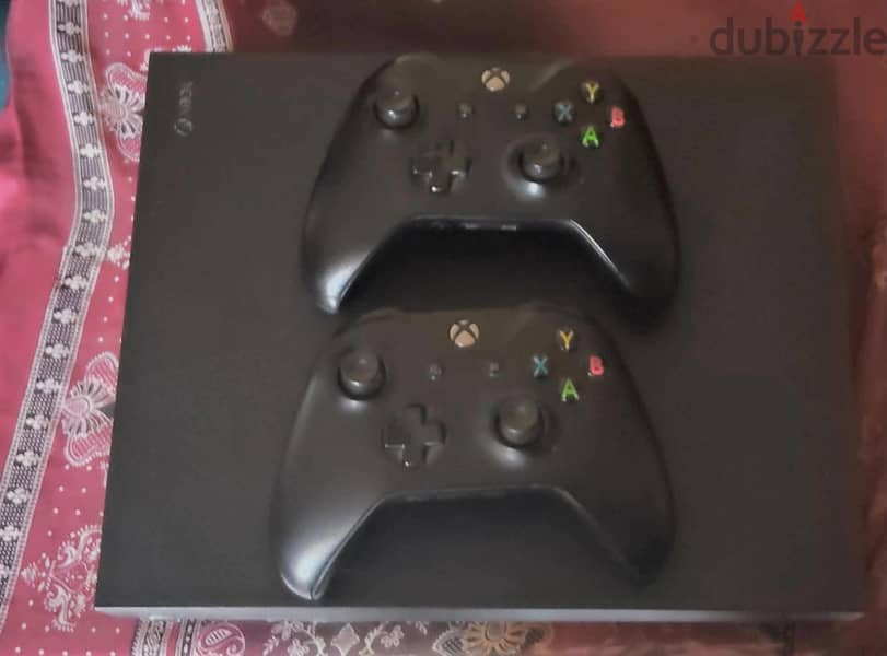 Xbox one x 4