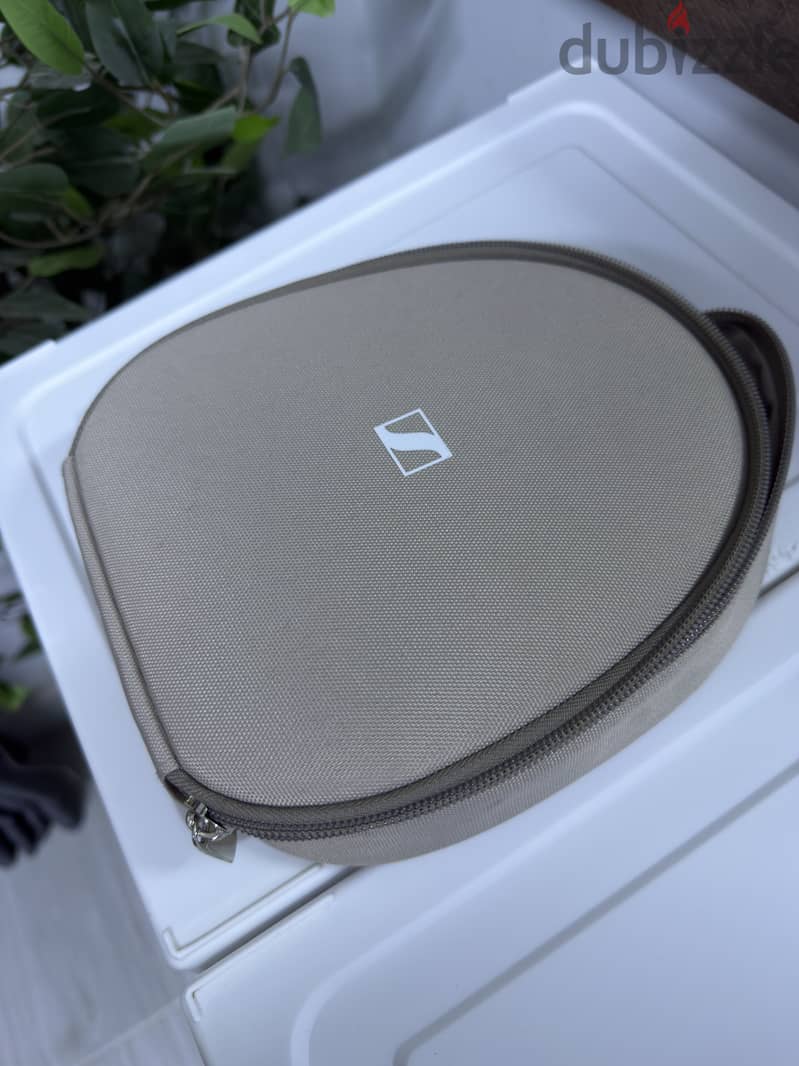 Sennheiser Accentum Plus 1