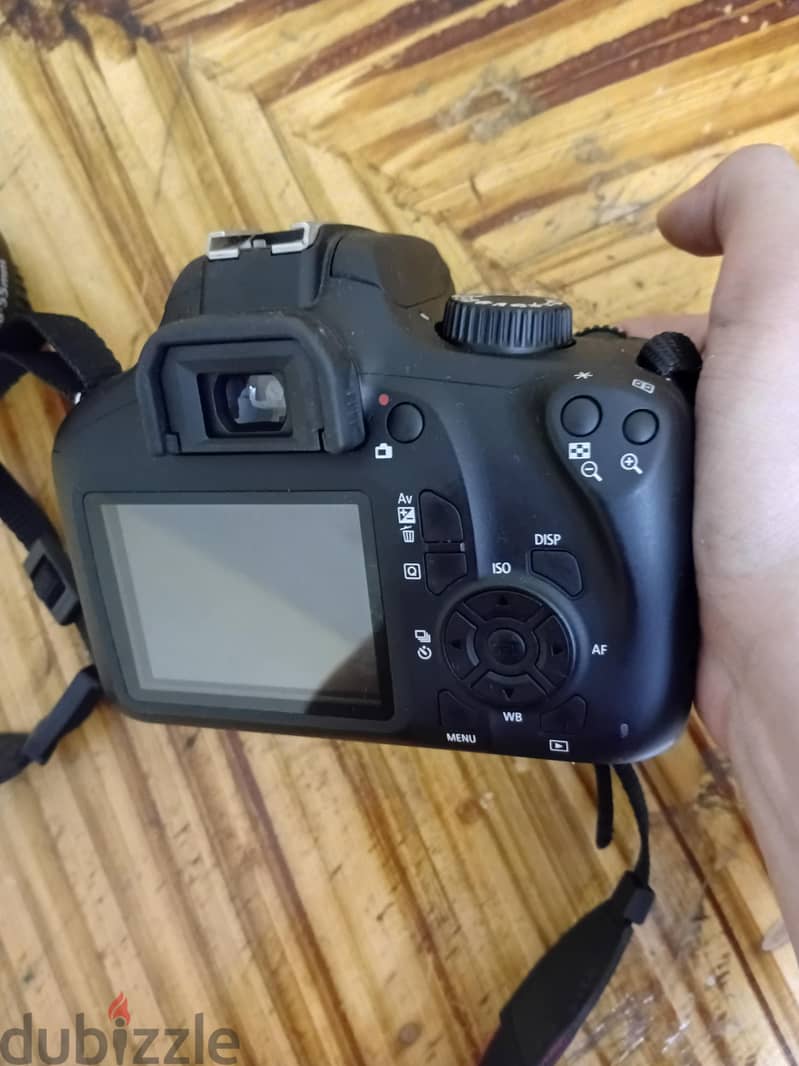 canon 4000D EOS 1