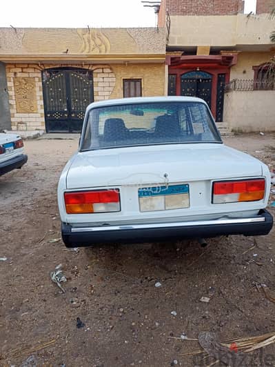 لادا 2107 2006 للبيع البحيرة