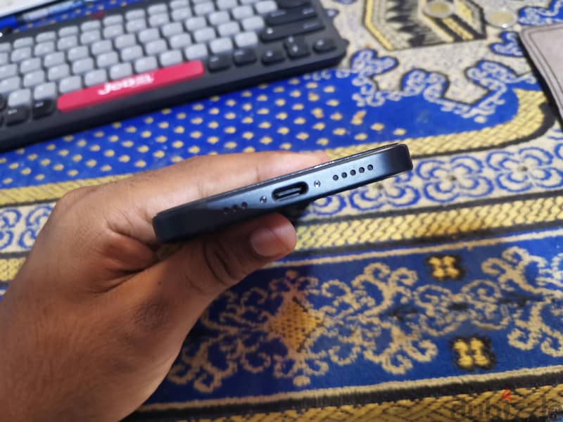 Apple - iPhone 15 1