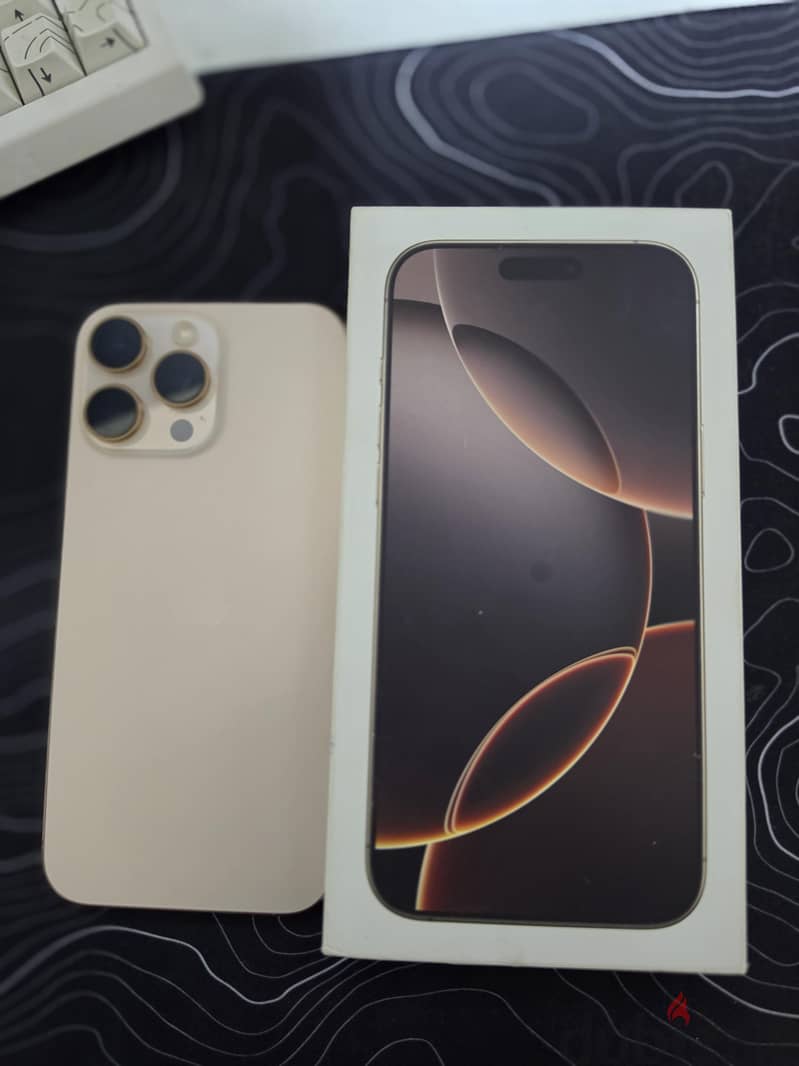 Apple - iPhone 16 Pro Max 1