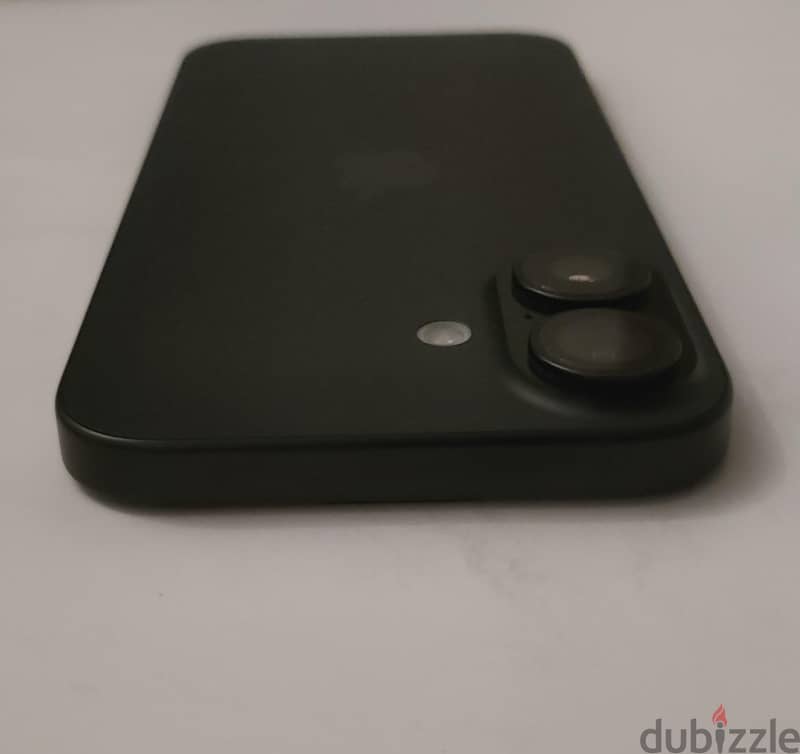 IPhone 16 8