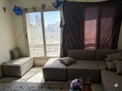 ركنه حرف l توضع يمين او يسار من هومز مارت
