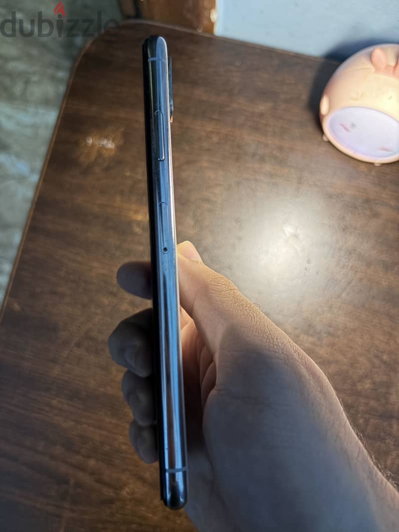 Apple - iPhone XS Max 2