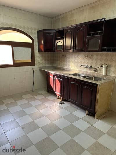 Apartment for rent 200m with kitchen in El Tagamoa Al Khames near 7 Stars and Alhamd