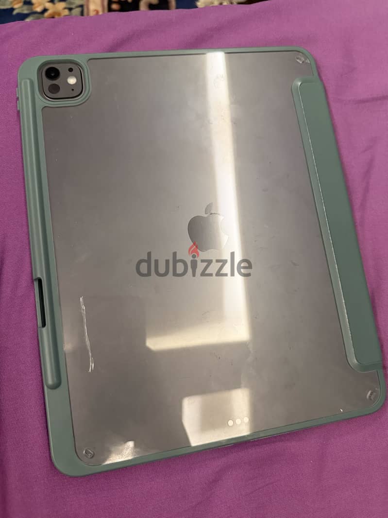 iPad Pro M5 13 inch 256 wifi + culler 2