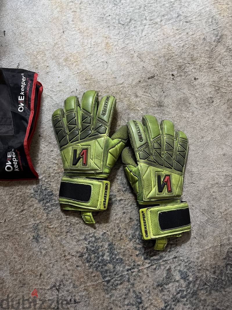 Onekeeper gloves original size 6 2