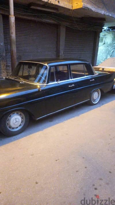 مرسيدس بنز S 65 AMG 1965