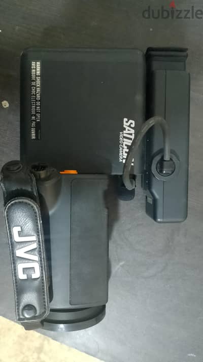 كاميرا الأنتيك النادرة JVC Saticon GZ-S3 (إصدار 1982)