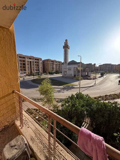 للبيع شقه لقطه علي البحيرات مباشر دور تاني نموذج hالمميز لعشاق الرفاهيه والتميز