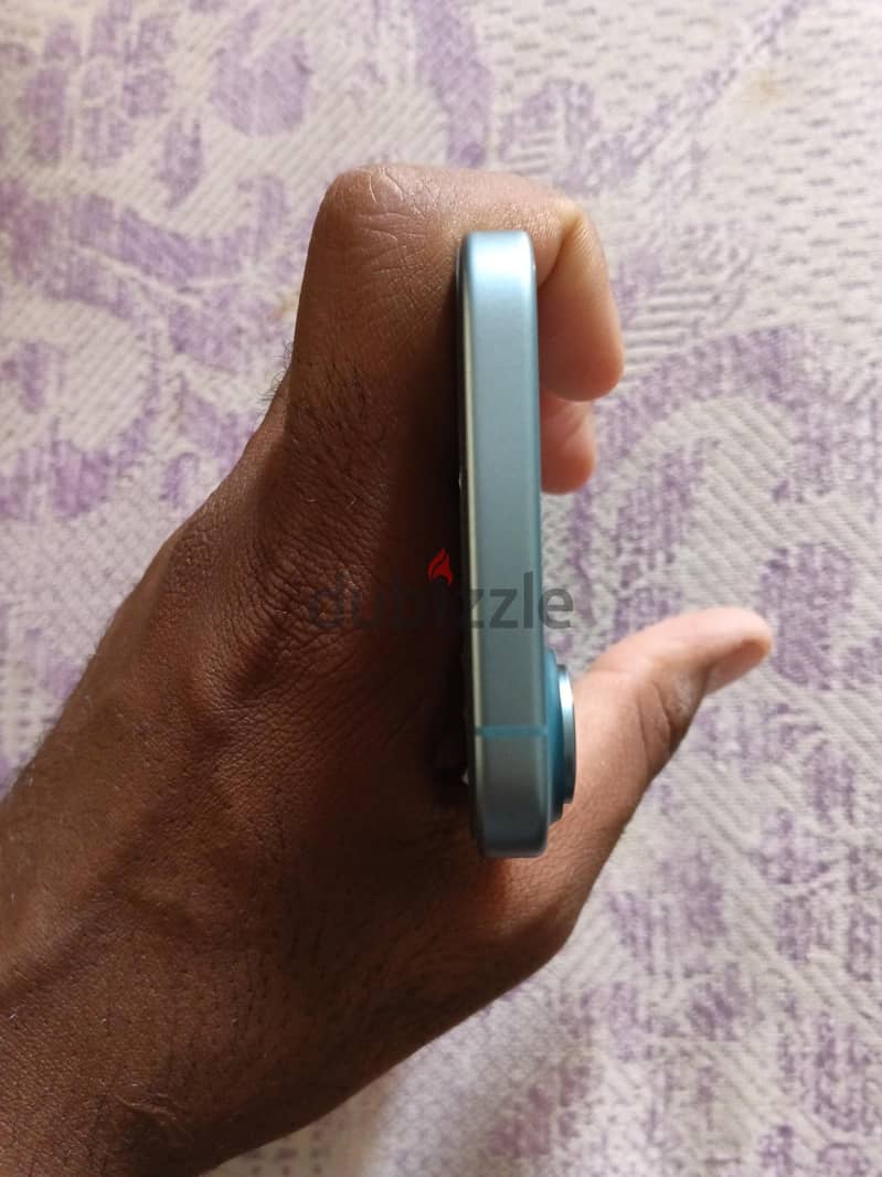 Apple - iPhone 16 4
