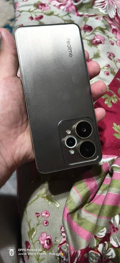 Realme 15 G50.